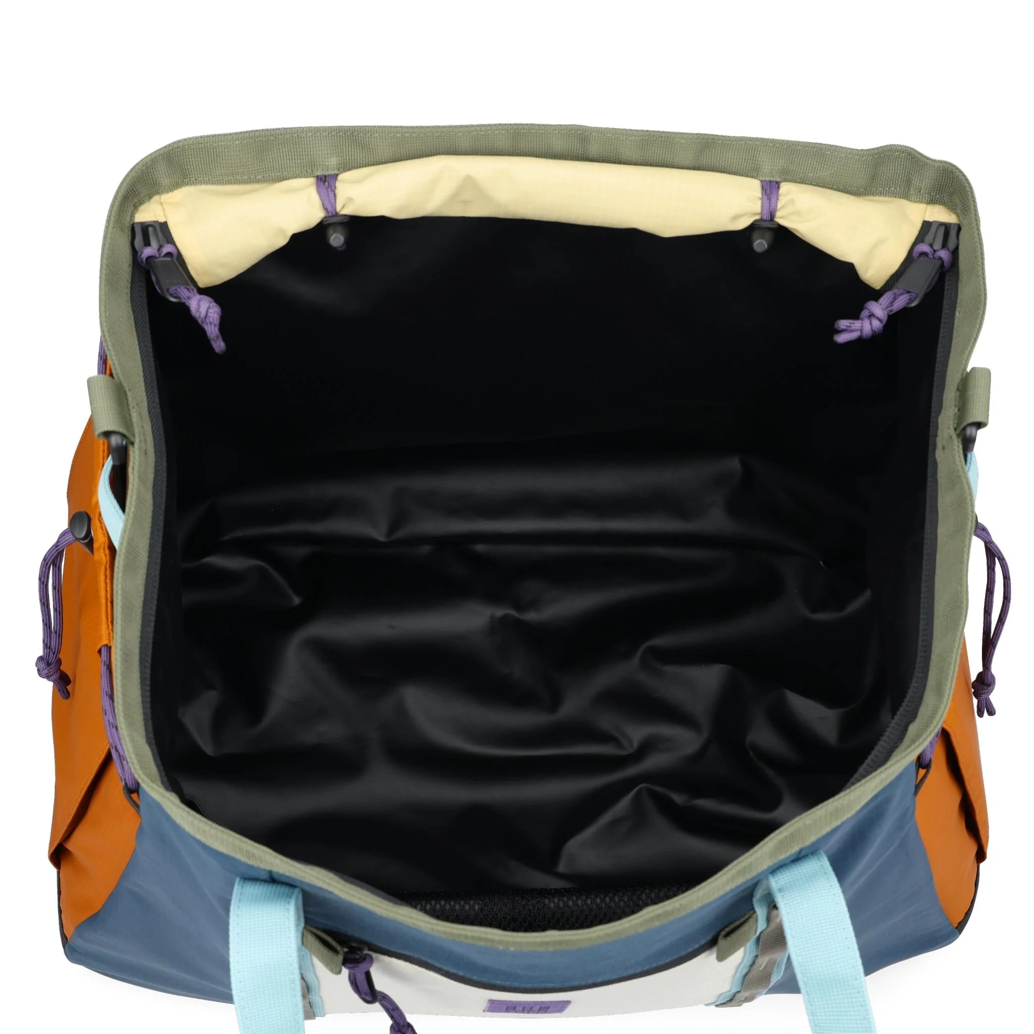 Mountain Gear Bag - Image 22