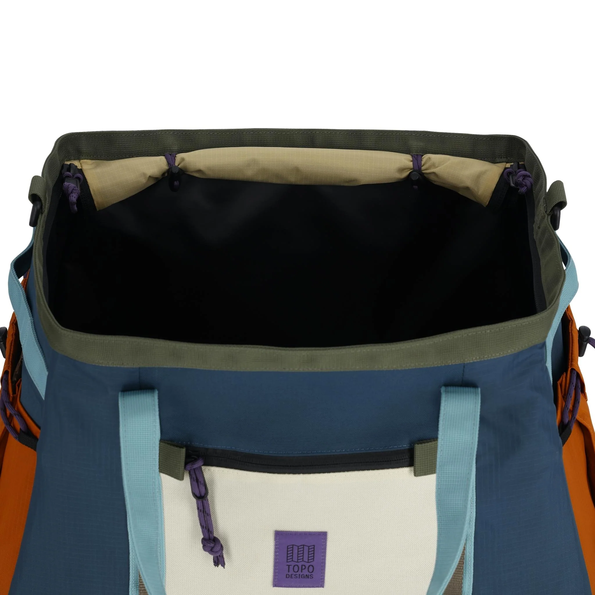 Mountain Gear Bag - Image 23